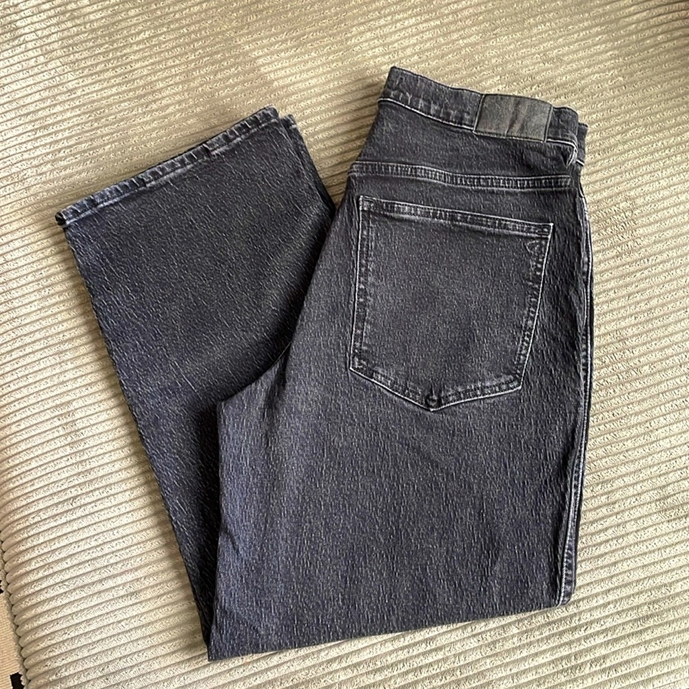 Wide leg, cropped Madewell jeans; size 30; high waisted